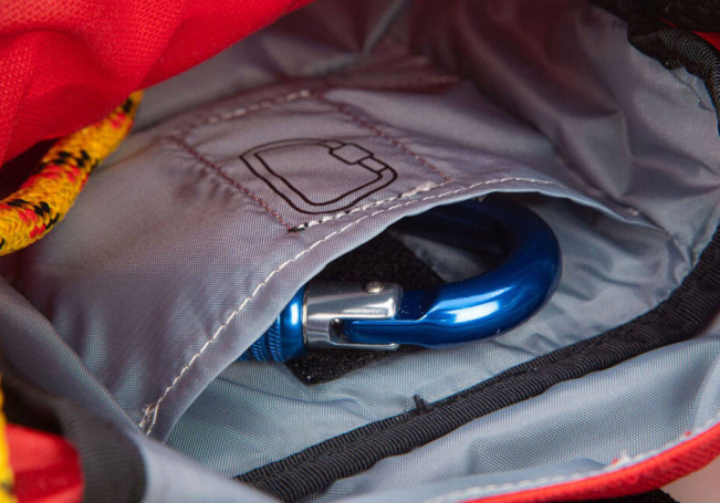 Internal Padded Carabiner Pocket For The HF Big Fish Compact Throwline